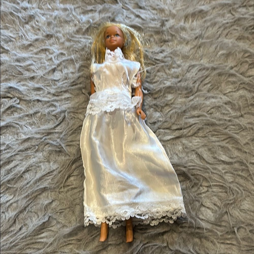 Mattel Vintage 1966 Twist And Turn Barbie